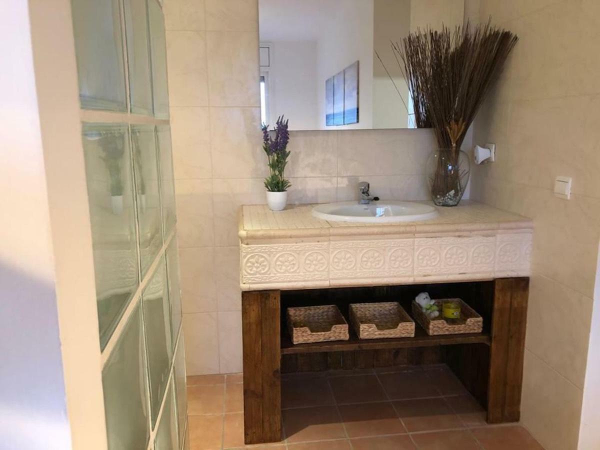 Villa Casa Bella Vista en montaña con vistas al mar y piscina privada Cunit Exterior foto